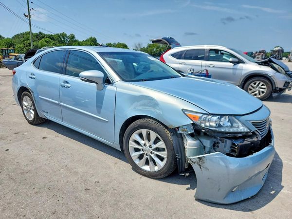 2014 LEXUS ES 300h