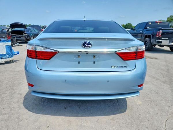 2014 LEXUS ES 300h
