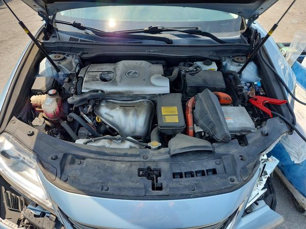 2014 LEXUS ES 300h
