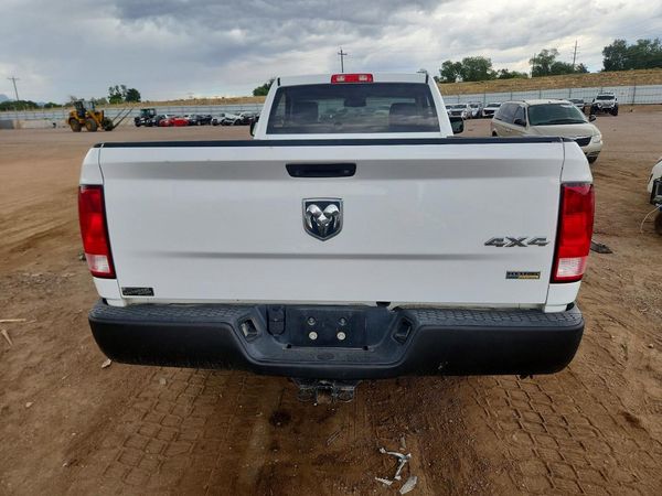 2016 RAM 1500 ST