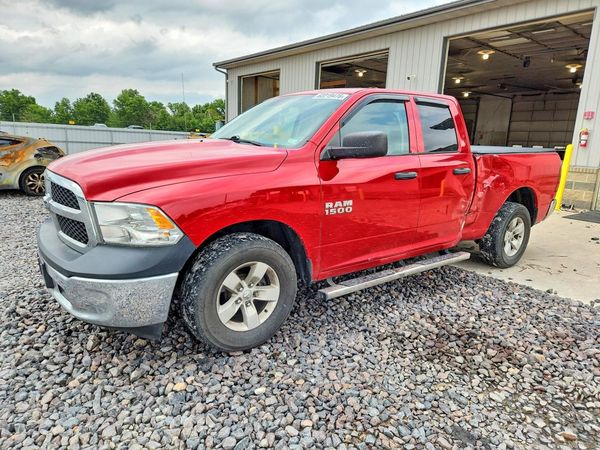 2016 RAM 1500 ST