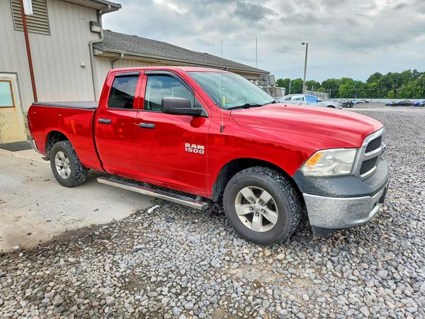 2016 RAM 1500 ST