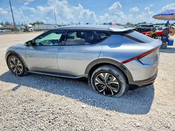 2023 KIA EV6 Light, Wind