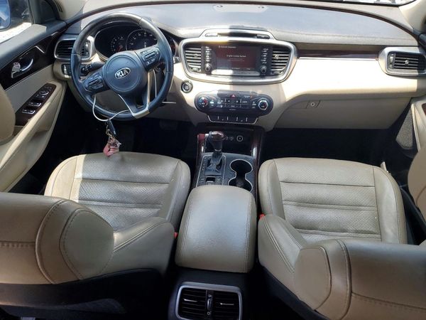 2017 KIA SORENTO