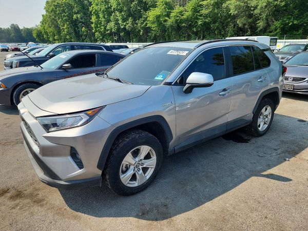 2021 TOYOTA RAV4