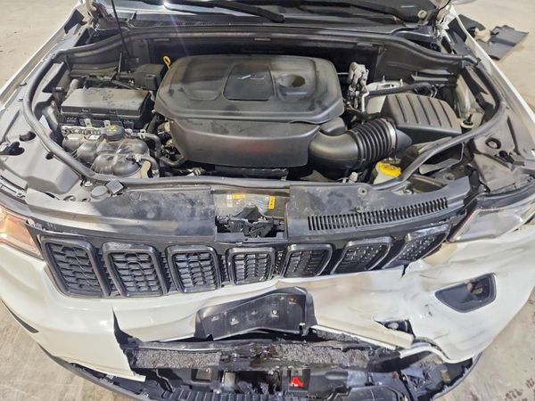 2021 JEEP GRAND CHEROKEE LAREDO 4X4