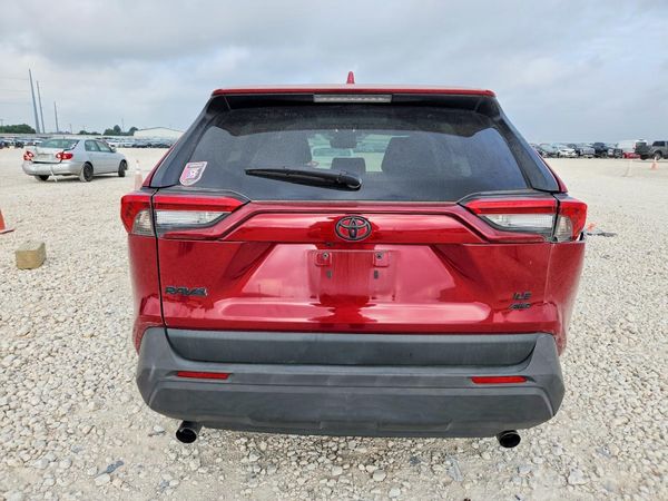 2022 TOYOTA RAV4 LE