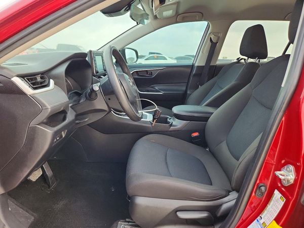 2022 TOYOTA RAV4 LE