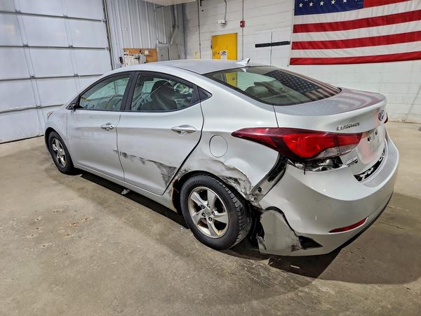 2015 HYUNDAI ELANTRA GLS(Middle)
