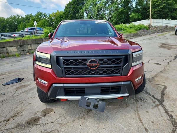 2022 NISSAN FRONTIER Crew Cab
