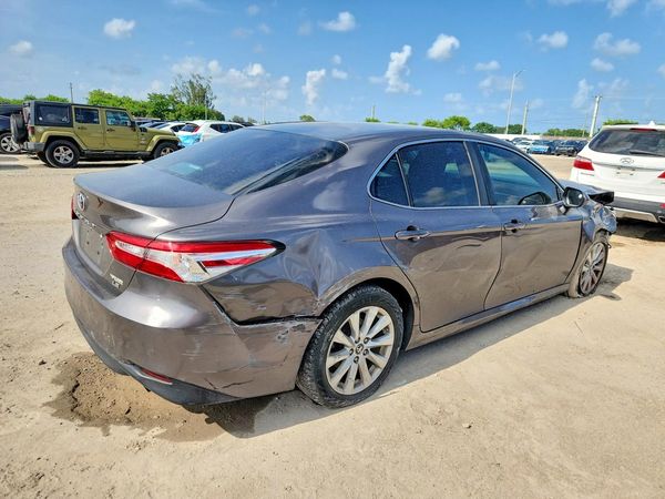 2018 TOYOTA CAMRY L/LE/SE/XLE