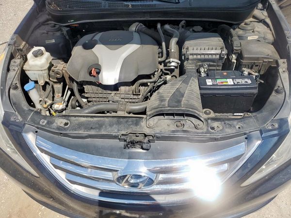 2014 HYUNDAI SONATA