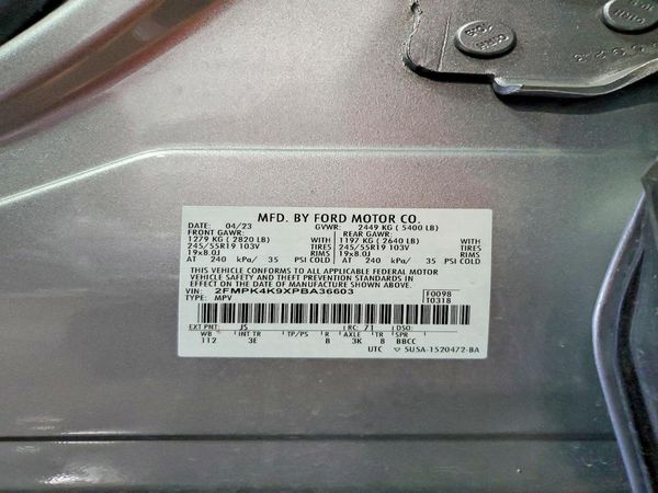 2023 FORD EDGE Titanium