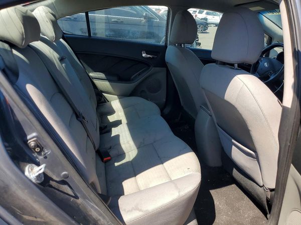 2016 KIA FORTE