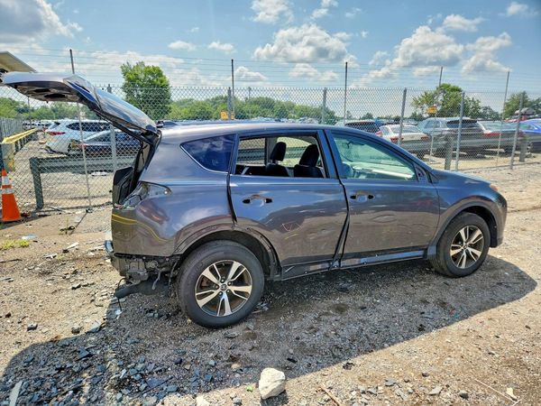 2018 TOYOTA RAV4 Adventure/XLE