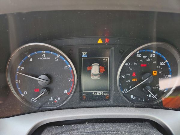 2018 TOYOTA RAV4 Adventure/XLE