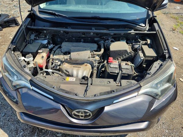 2018 TOYOTA RAV4 Adventure/XLE