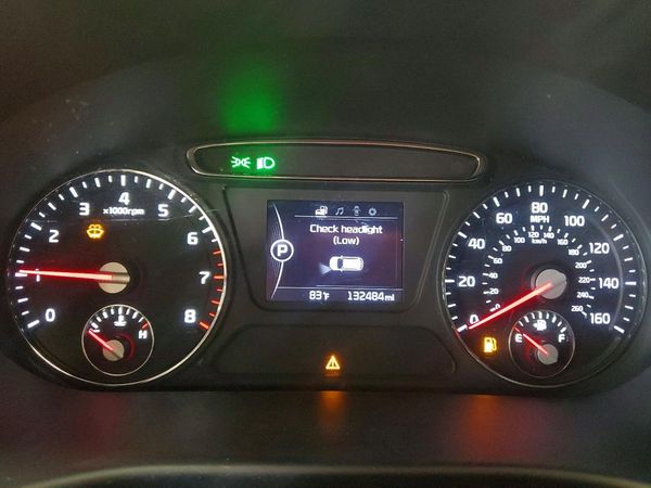 2016 KIA SORENTO L / LX