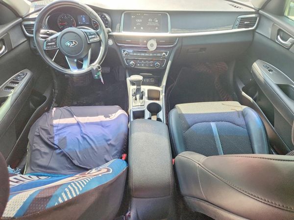2019 KIA OPTIMA LX, S