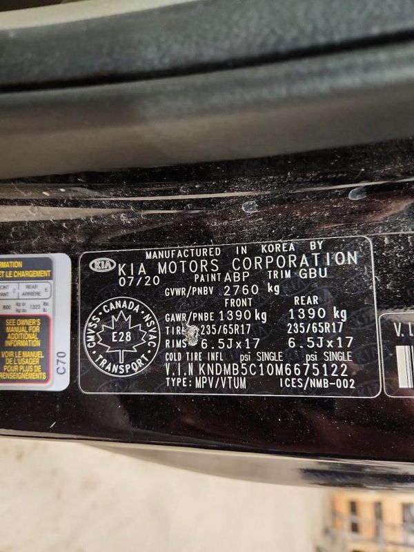 2021 KIA SEDONA LX, EX
