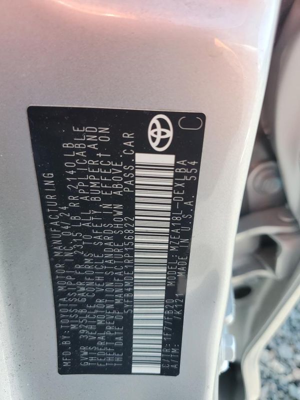 2024 TOYOTA COROLLA