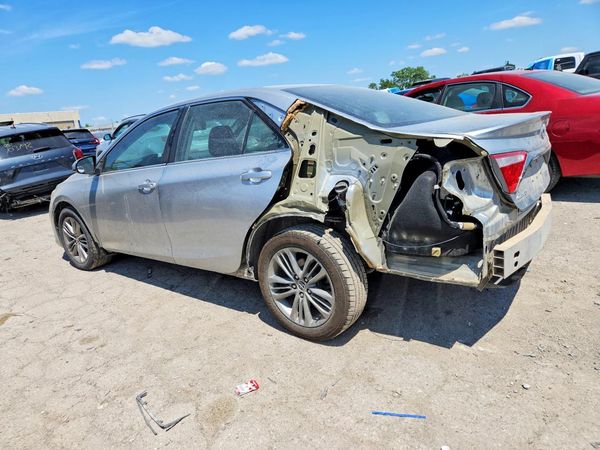 2016 TOYOTA CAMRY