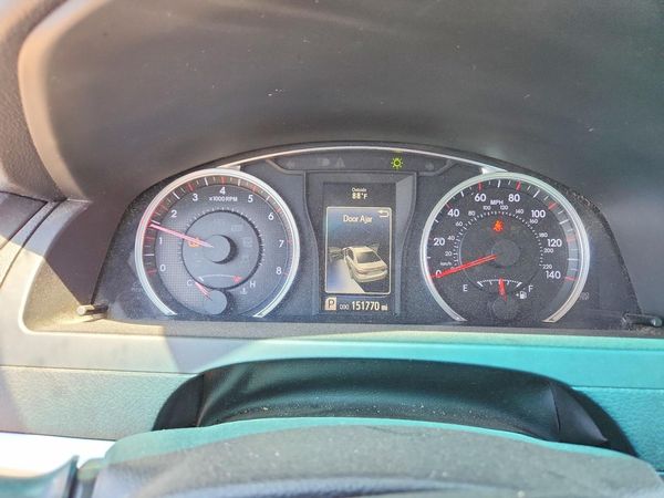 2016 TOYOTA CAMRY