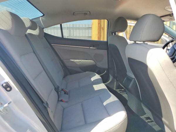 2017 HYUNDAI ELANTRA SE Base — PSRS