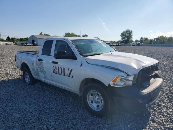2024 RAM 1500 CLASSIC Tradesman