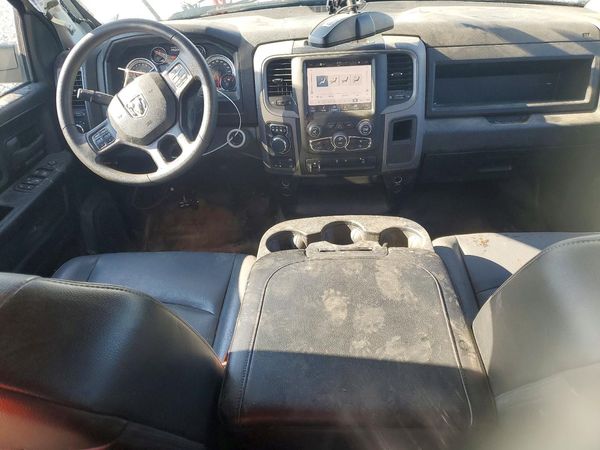2024 RAM 1500 CLASSIC Tradesman