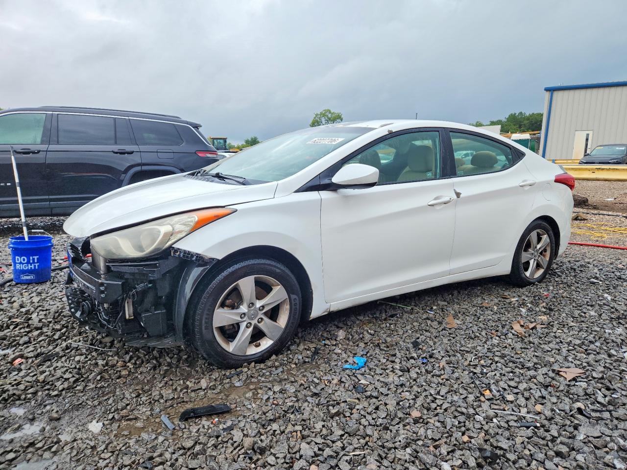 2013 HYUNDAI ELANTRA