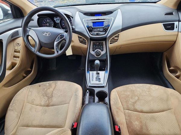 2013 HYUNDAI ELANTRA