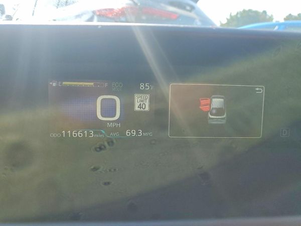 2022 TOYOTA PRIUS