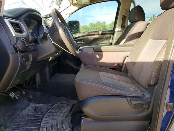 2021 NISSAN TITAN Crew Cab