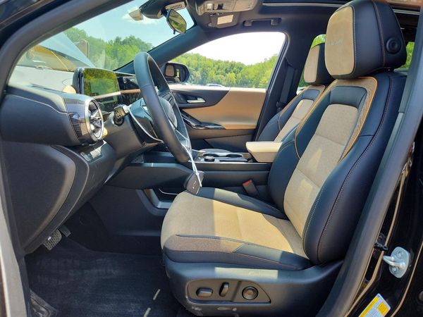 2026 CHEVROLET EQUINOX