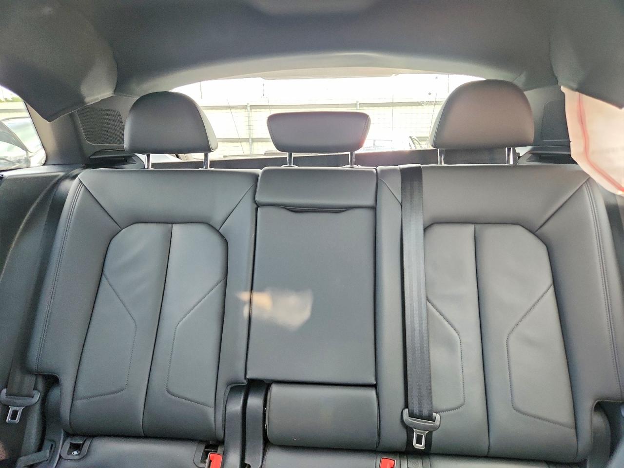2024 AUDI Q3 S Line quattro Premium