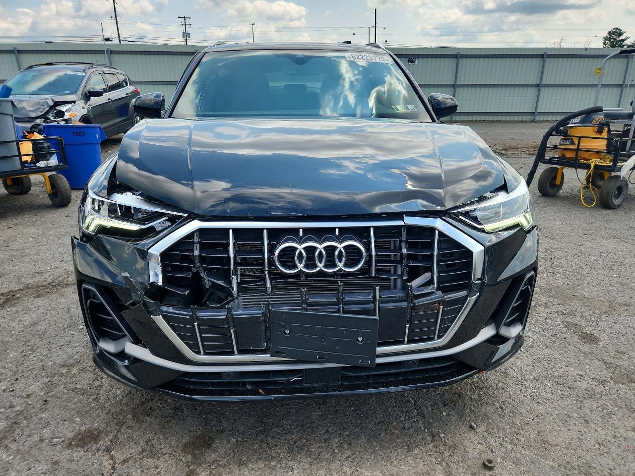 2024 AUDI Q3 S Line quattro Premium