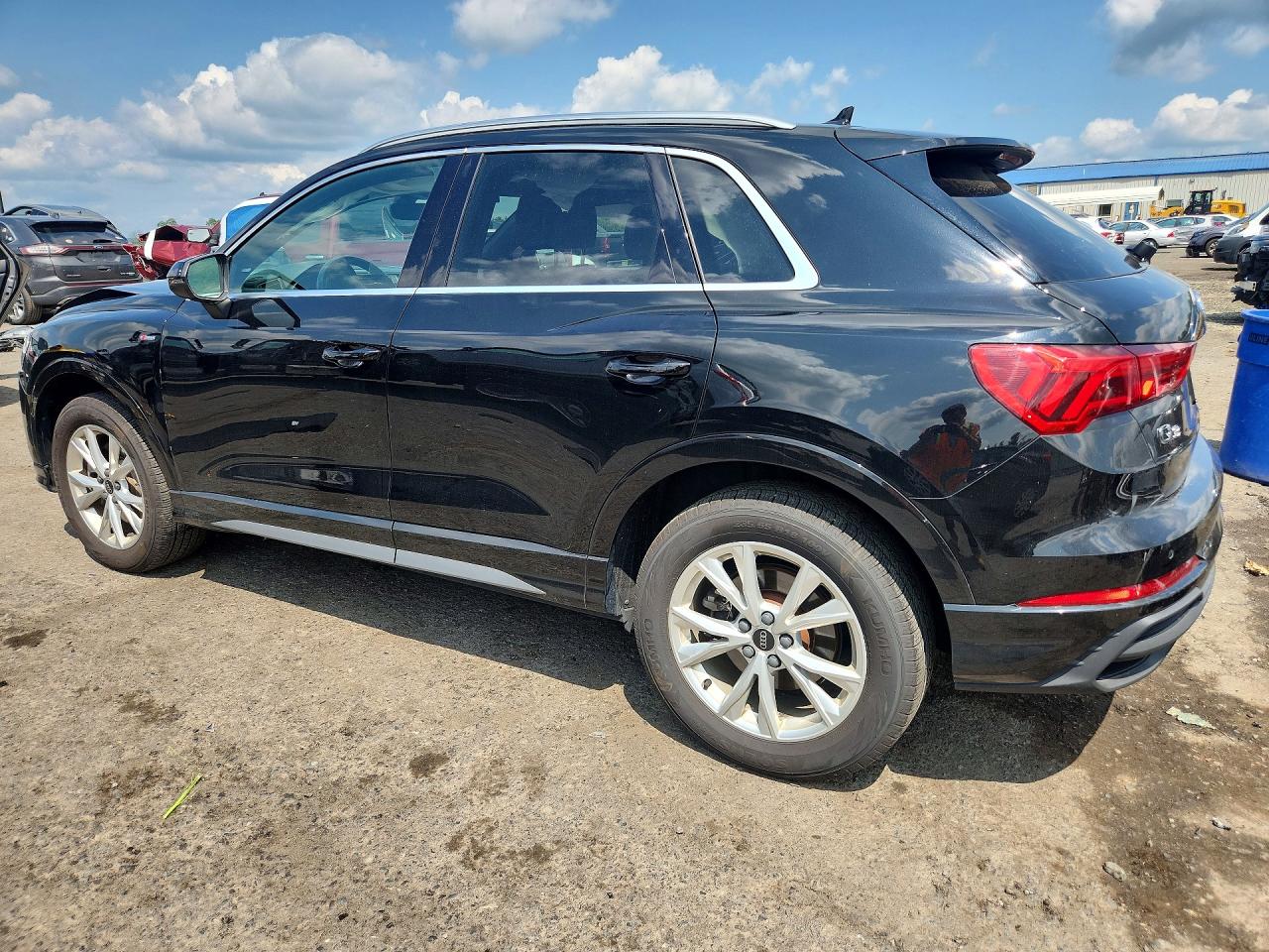 2024 AUDI Q3 S Line quattro Premium