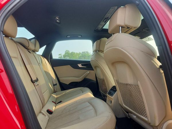2021 AUDI A4 quattro Premium Plus