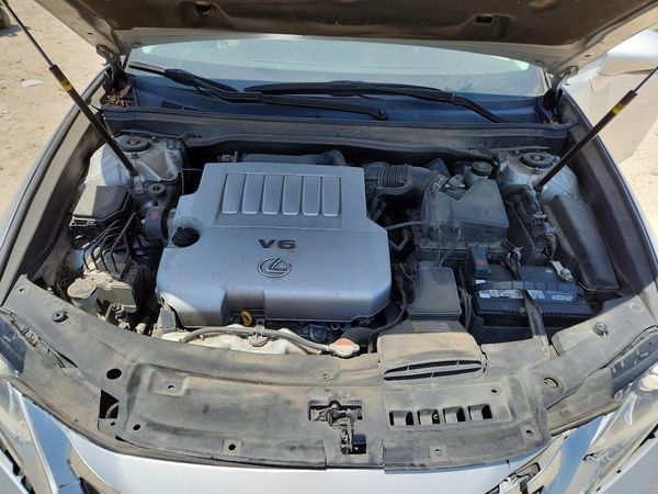 2016 LEXUS ES