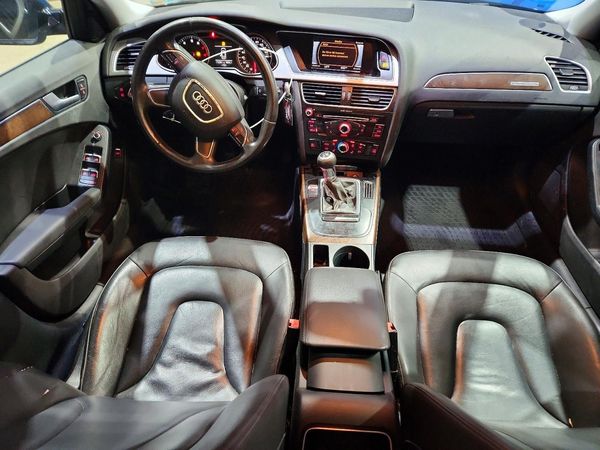 2014 AUDI A4 quattro Premium