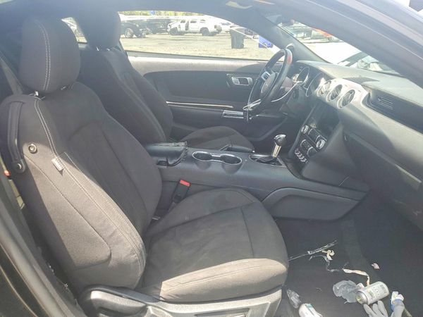 2020 FORD MUSTANG I4 Coupe