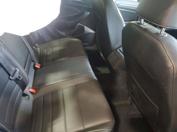 2023 VOLKSWAGEN JETTA SE w/ Sunroof