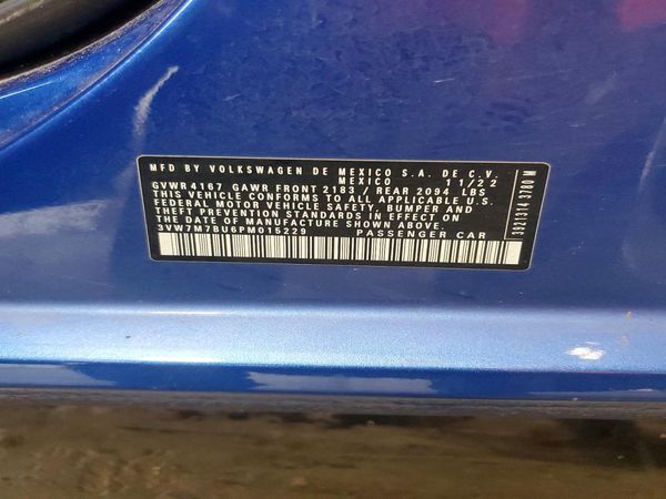 2023 VOLKSWAGEN JETTA SE w/ Sunroof