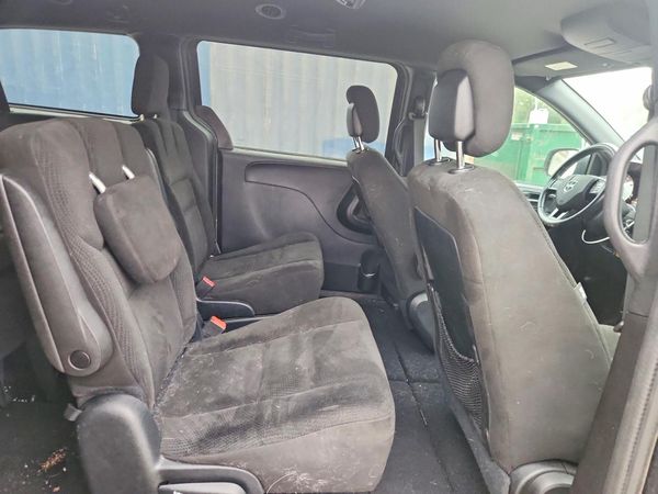 2016 DODGE GRAND CARAVAN SE