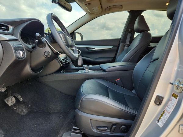 2021 INFINITI QX50 Essential