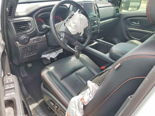 2023 NISSAN TITAN Crew Cab — CKPT