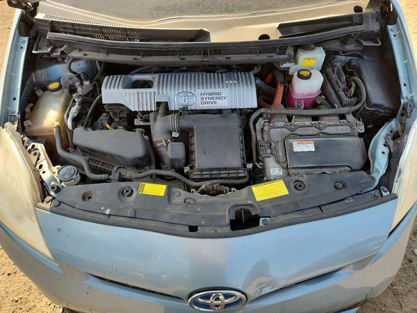 2013 TOYOTA PRIUS
