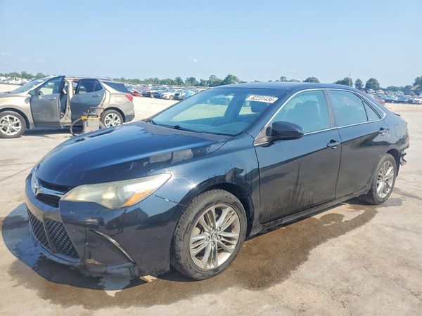 2015 TOYOTA CAMRY
