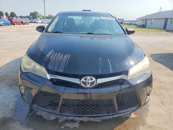 2015 TOYOTA CAMRY